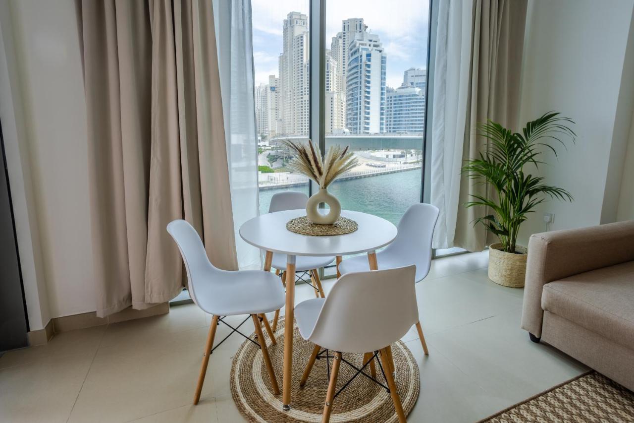 Waves Holiday Home - Waterfront Apartment With Breathtaking Sea Views Dubai Exterior photo