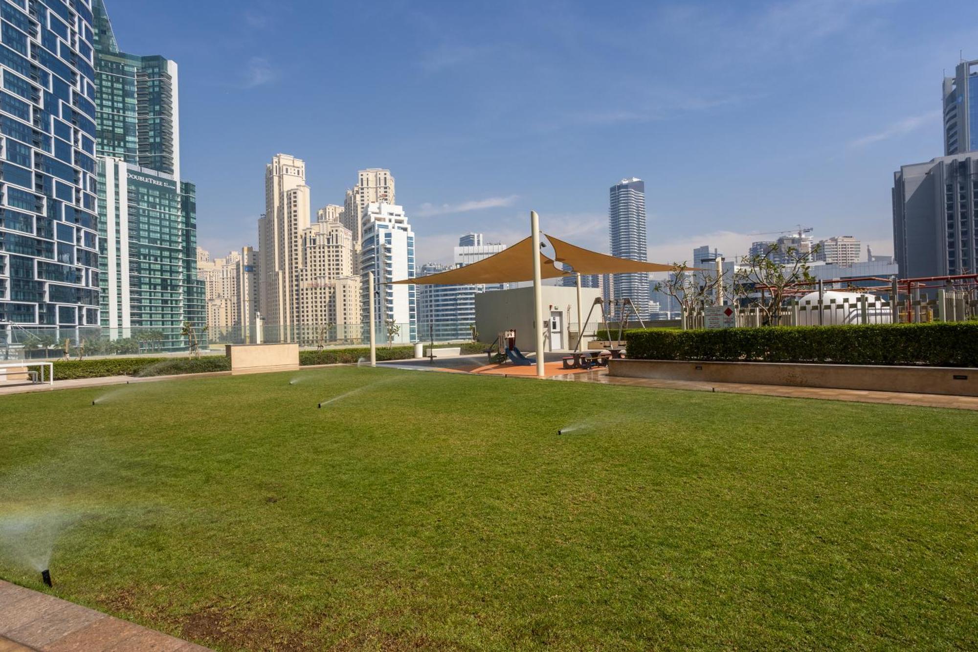 Waves Holiday Home - Waterfront Apartment With Breathtaking Sea Views Dubai Exterior photo